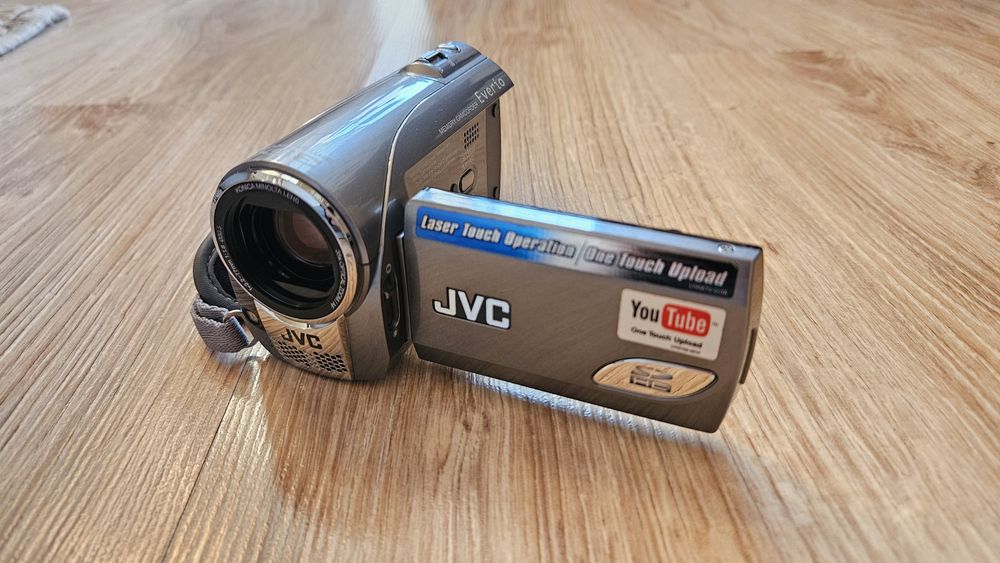 Камера JVC Everio GZ-MS100E - Camera
