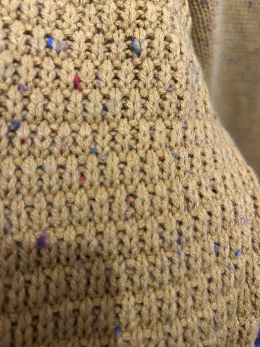 Свитер женский