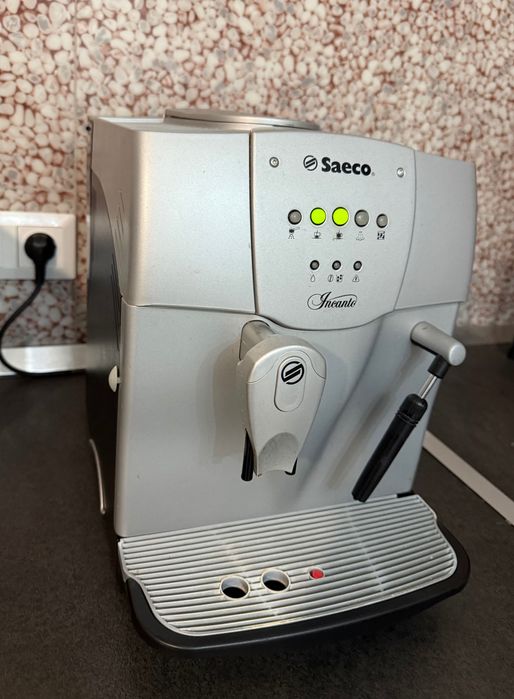 Espressor -cafea boabe/macinata Saeco