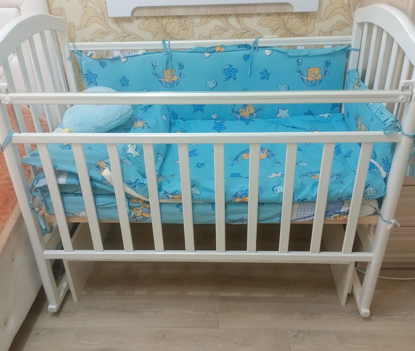 Срочно продается детская кроватка