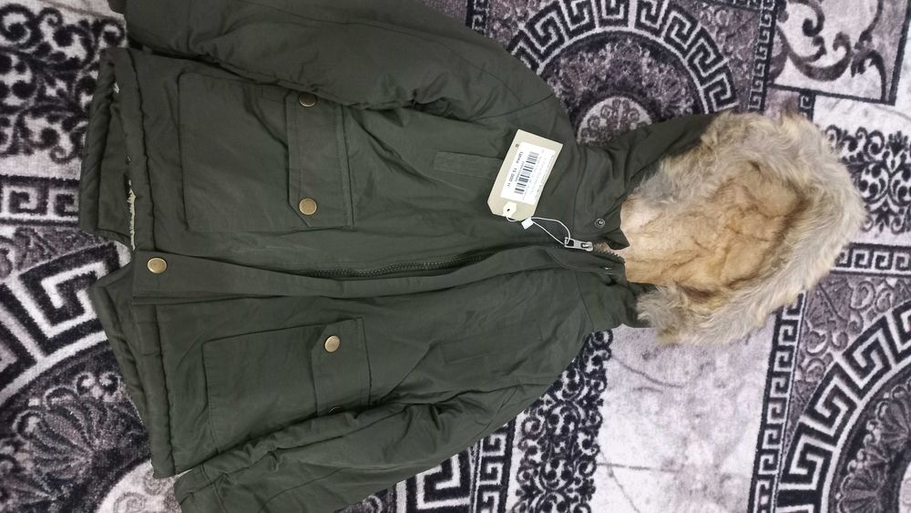 Детская куртка новая