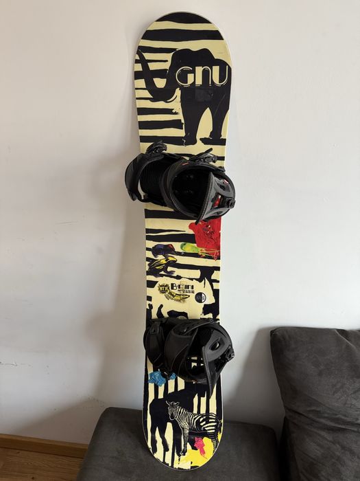 Сноуборд GNU B-mini + Автомати + Обувки