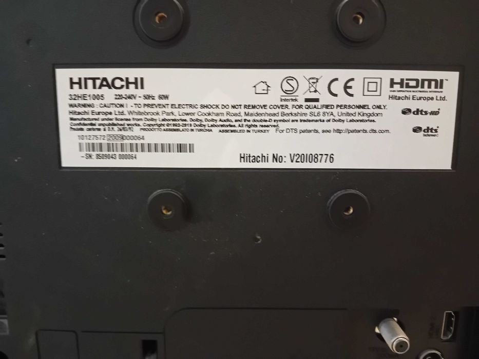 Телевизори  Hitachi и Toshiba за части, без картина с говор.