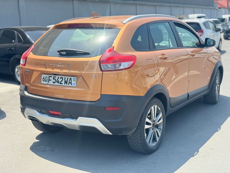 Lada X-RAY sotiladi