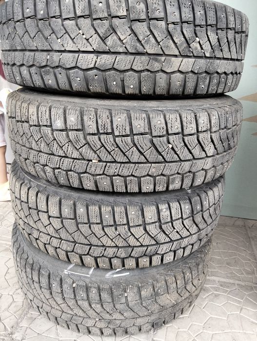 Продам зимние шины