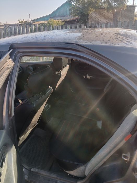 Продам машину nissan primera