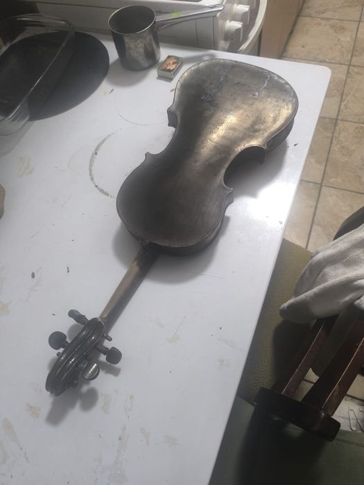 Vioara vintage cu cutie instrument muzical lipseste arcus