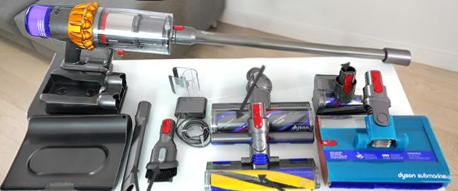 Продавам Dyson v15s, за сухо и мокро почистване-пълен комплект