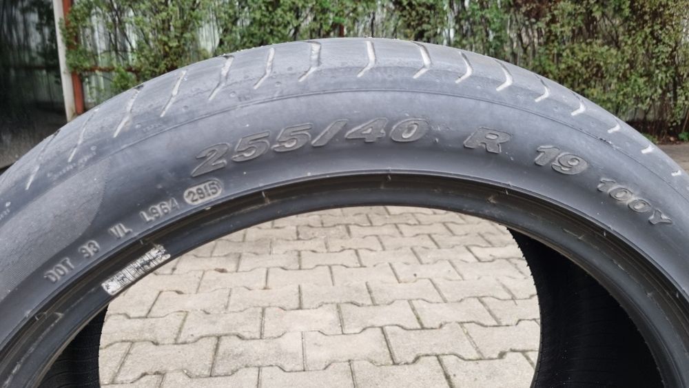 Cauciuc, anvelopa Pirelli P-Zero 255/40/19