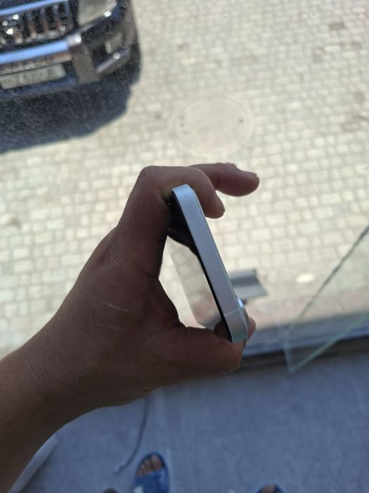 Ayfon 17 qilingan xs max ishlashi yahshi birga bir oʻhsheydi