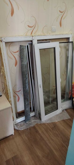 Продам пластиковое окно