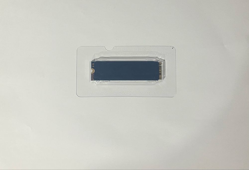 Vând SSD Kingston NV3 1TB, interfata PCle 4.0 NVMe, format M.2 2280.