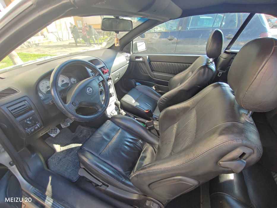Opel astra 2.2 bertone