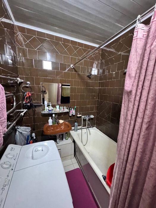 Тузель 3 массив 2хона 1чи этаж