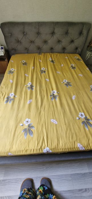 Двуспальная кровать б/у