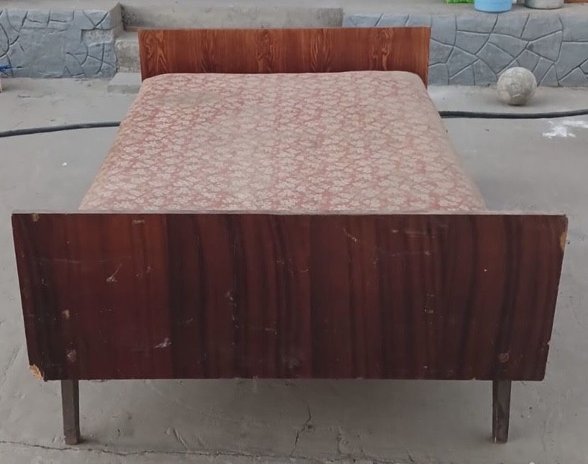 Продам кровать.