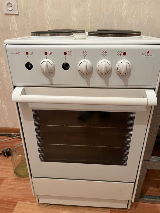 Электрическая плита