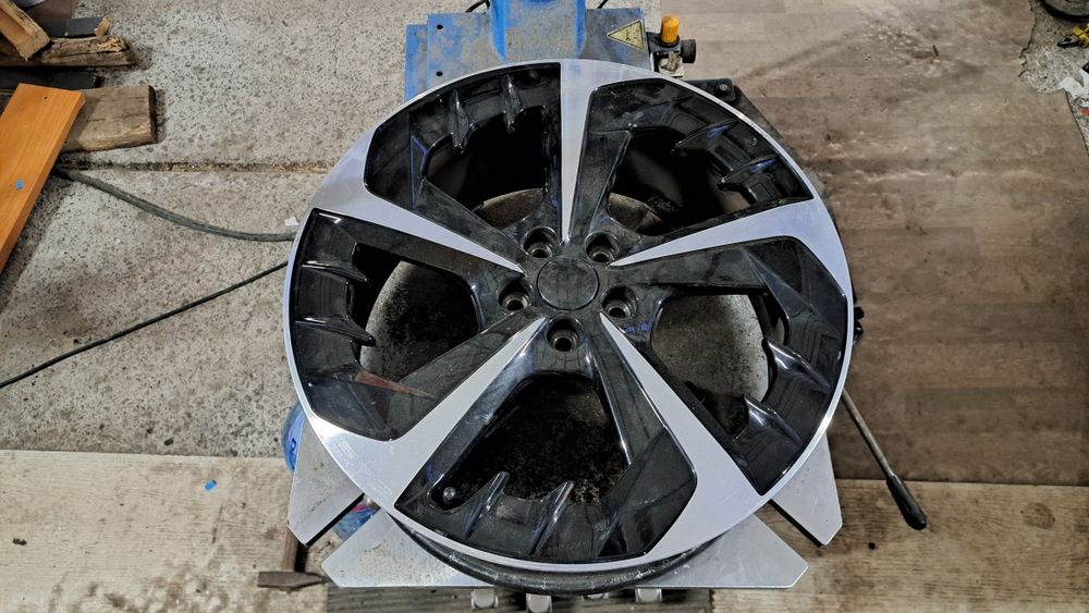 Джанти 18" 5х100 Сеат