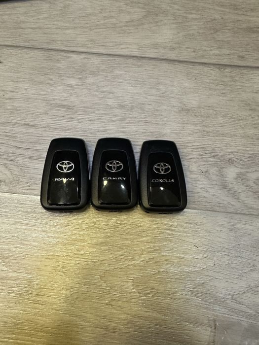 Автоключ для тойоты смарт ключ