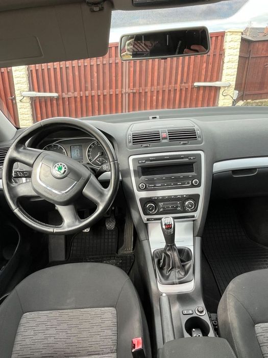 SKODA Octavia 2011 — imagine 5