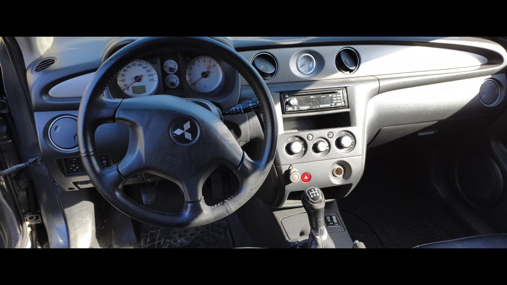Vand Mitsubishi Outlander 4x4 Benzina si Gaz