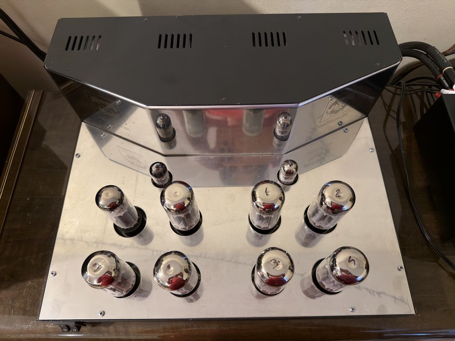 Amplificator lampi / tuburi stereo Velleman K4000 - 200W