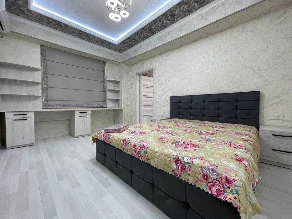 СРОЧНО сдаётся 2Х-комнатная квартира на Юнусабаде! 172*