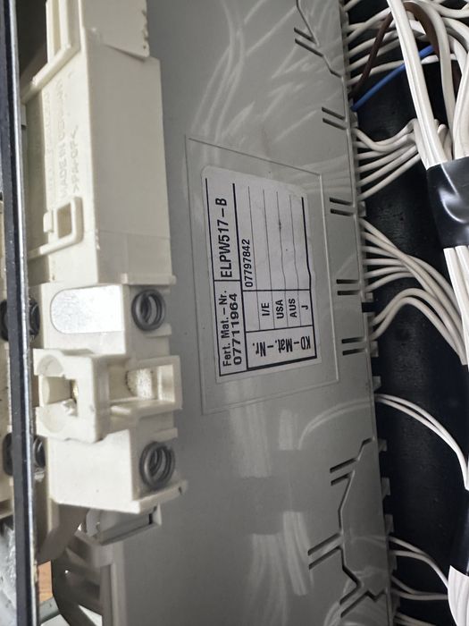 Placa de baza miele ELPW517  07711964