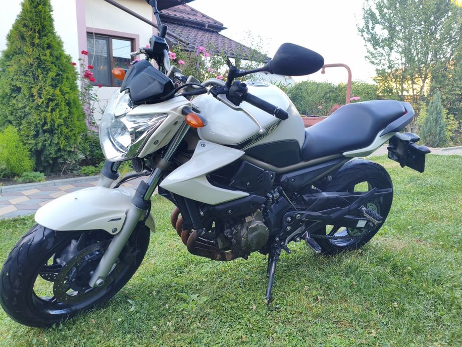 Yamaha XJ6 N 2011 ABS
