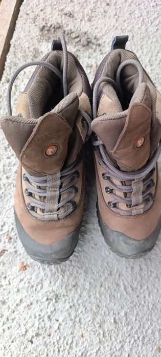 Дамски туристически обувки Merrell 37.5 номер