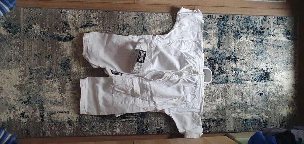 Кейкоги за айкидо, кимоно