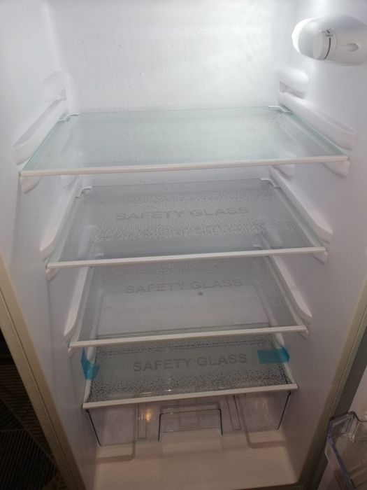 Продам новый холодильник