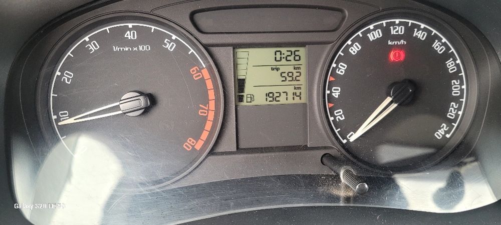 Skoda fabia 1.2 benzina