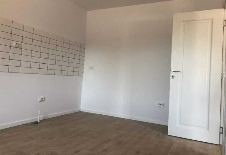 Casa Modulara din structura metalica si panou sandwich termoizolant