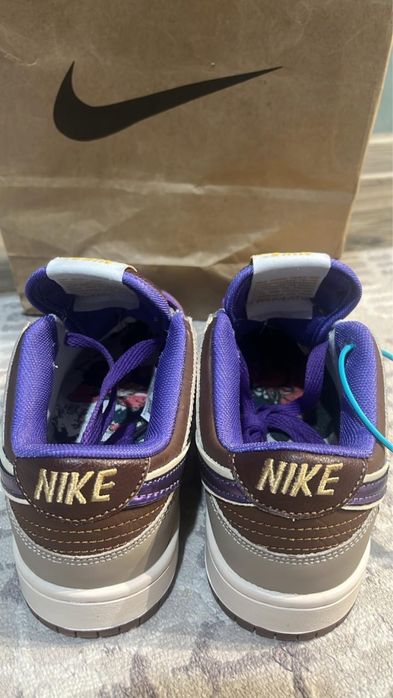 Кроссовки бренда Nike