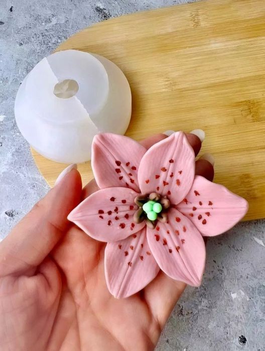 Силиконовый молд Лилия