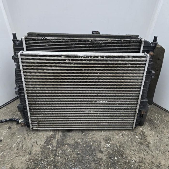 Ansamblu radiator cu ventilator Jaguar XF X250 2.2 Diesel