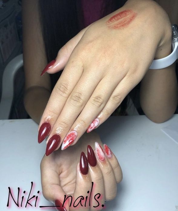 Маникюр Педикюр и Ноктопластика