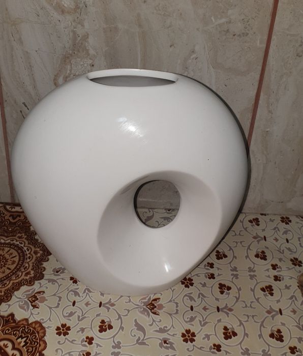 Vaze din porțelan/ceramică