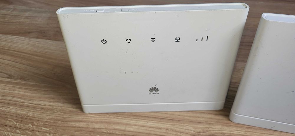 HUAWEI 4G cu sim routere libere de retea 110 lei bucata