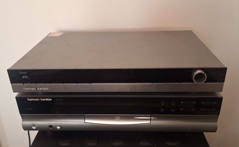 Harman Kardon ( HDCD + DAB tuner )