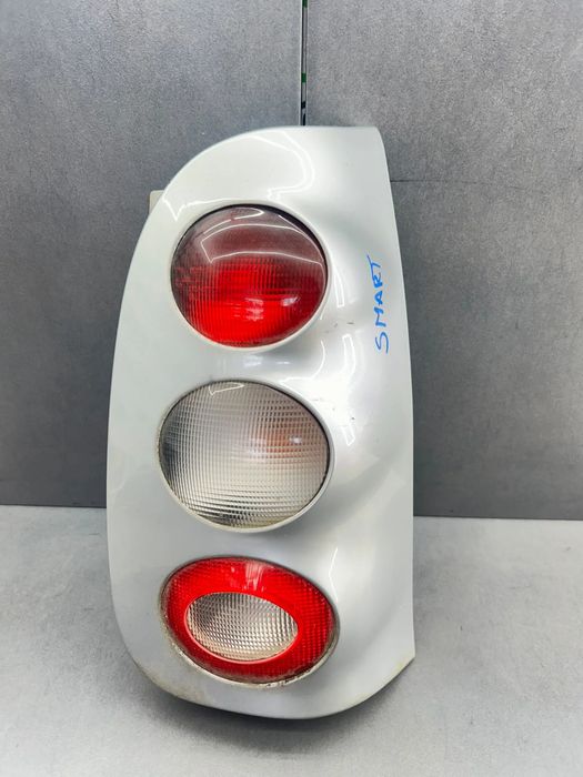 Lampa / Tripla stop dreapta pe aripa 253042R Smart Fortwo 2001