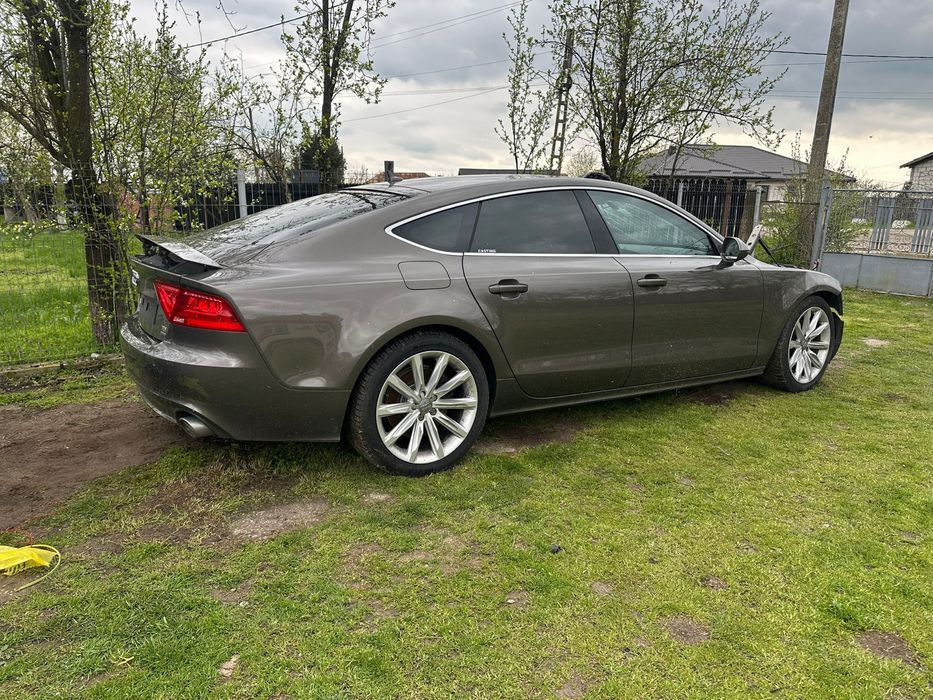 Dezmembrez audi a7 motor 3.0 diesel cduc an 2012 avariat