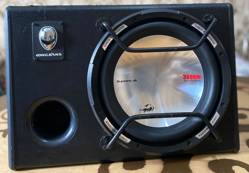 Сабвуфер.       .