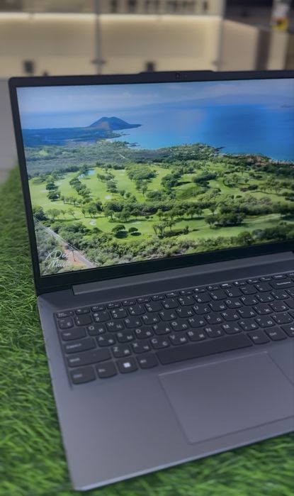 Lenovo Intel core i5-12