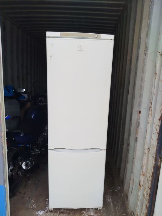 Холодильник полностью рабочий