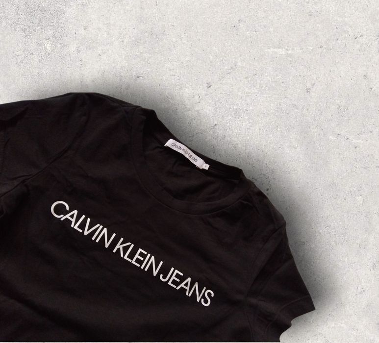 Calvin Klein - s - дамска тениска