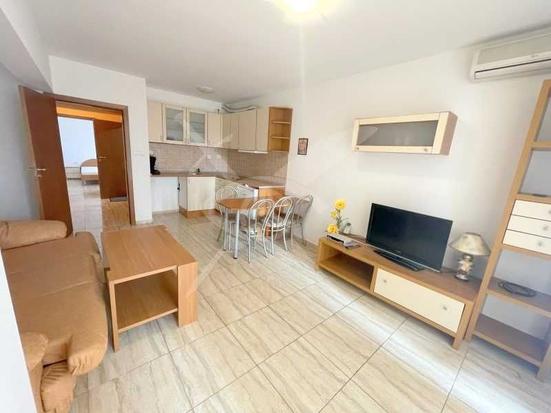 Продава се Тристаен апартамент в Свети Влас - 96 кв.м за 1094 €/кв.м - Снимка #1