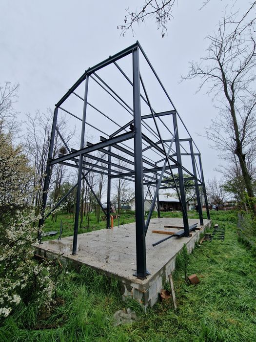 Structuri metalice pentru casa cu etaj locuinta