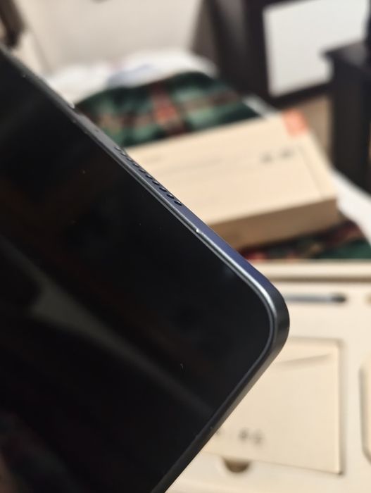 Lenovo yoga tab+ подаръци